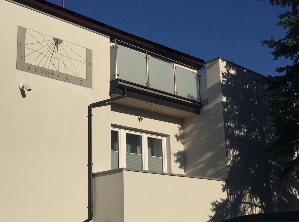 Pod Slonecznym Zegarem Apartment Ustroń Exterior foto